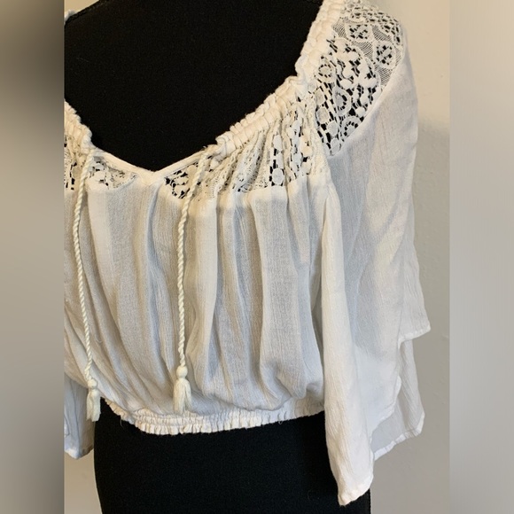 Hollister Bat Sleeve Crop - Picture 2 of 4